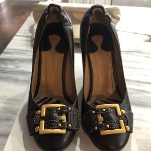 Chloe wedges size 7.